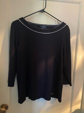 Ellen Tracy Black Long Sleeve Boatneck Top with White Trim